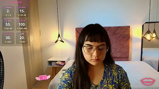 Snapshot of Sofi_Blake__ chatting on February 22, 12:36 pm Sofi Blake online show from February 22, 12:36 pm