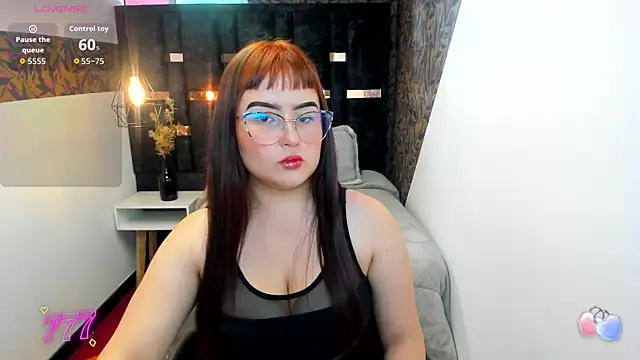 Sofi Blake   online show from March 29, 12:38 pm