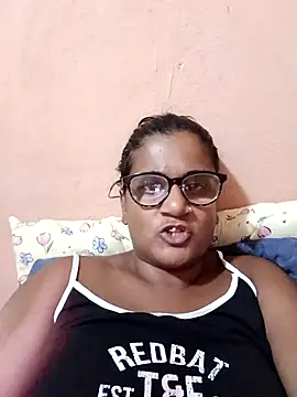 indianstrawberrylips4u online show from February 28, 7:04 pm