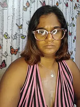 Snapshot of indianstrawberrylips4u chatting on June 16, 5:54 am indianstrawberrylips4u online show from June 16, 5:54 am