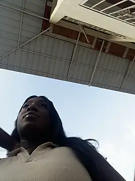 ZarahFerreira online show from March 22, 10:35 pm