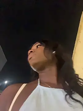 ZarahFerreira online show from March 28, 12:54 am