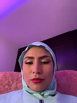 Snapshot of Darsha_Khemu chatting on June 19, 9:29 pm Darsha Khemu online show from June 19, 9:29 pm