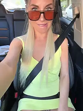 LisaMurr online show from June 3, 2:33 pm