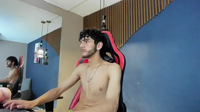 Snapshot of LuckySammer chatting on March 4, 6:58 pm LuckySammer online show from March 4, 6:58 pm