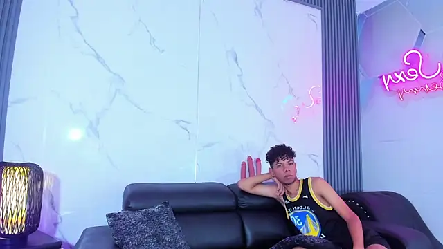 Spicy guys online show from May 9, 1:16 pm