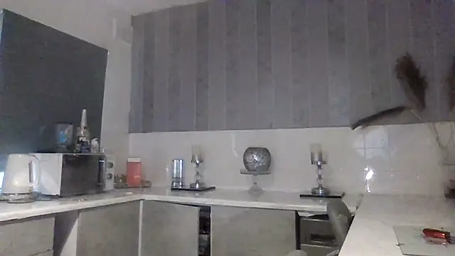 Snapshot of Gypsyrose_x1 chatting on February 20, 1:11 pm Gypsyrose x1 online show from February 20, 1:11 pm