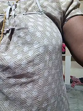 Angel honeybear 143 online show from July 19, 3:16 pm