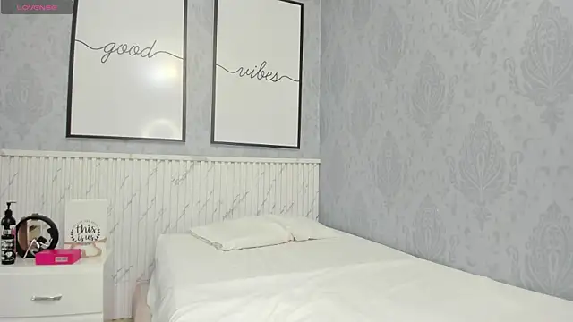 beautydoll18  online show from April 7, 10:26 am