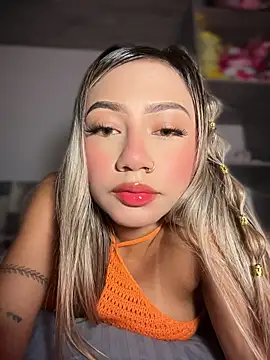 Dulce Sofi  online show from April 9, 11:32 pm