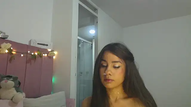 Snapshot of RebecaPalmer chatting on February 28, 5:52 am RebecaPalmer online show from February 28, 5:52 am