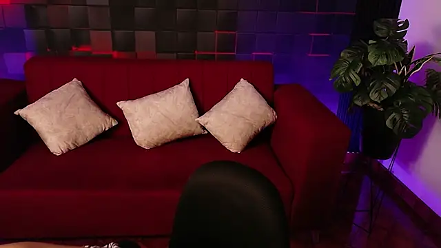Alessia Monroe  online show from May 27, 8:39 pm