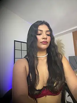 sara stormy online show from April 18, 7:07 pm