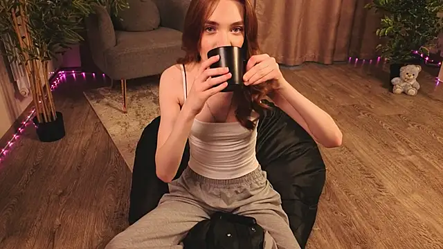 AaronTharrington online show from April 18, 11:03 am