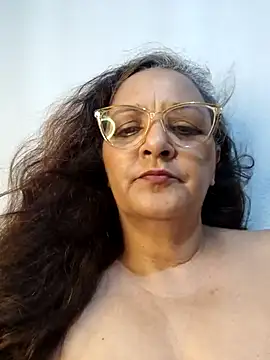 Noemipopi online show from March 9, 2:15 am