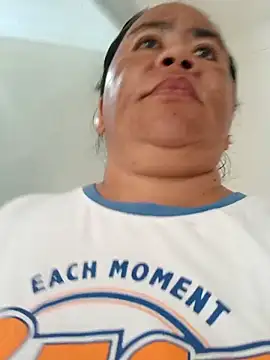 mature l0ve43 online show from April 9, 1:27 am