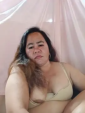 Snapshot of mature_l0ve43 chatting on July 18, 4:05 am mature l0ve43 online show from July 18, 4:05 am