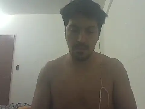 Snapshot of LeCorbu10 chatting on April 8, 6:02 am LeCorbu10 online show from April 8, 6:02 am