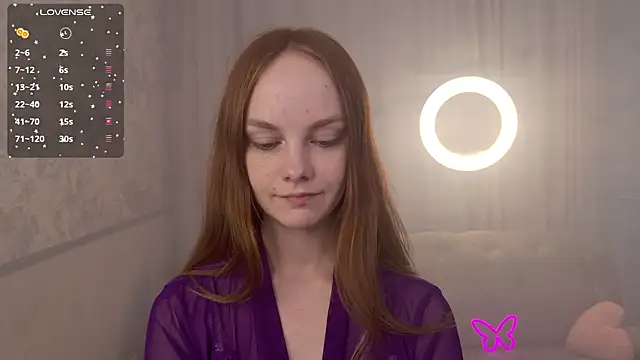 Snapshot of litleee_sunshineeee chatting on March 1, 2:08 pm litleee sunshineeee online show from March 1, 2:08 pm