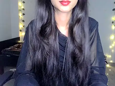 SIKSHA SINGH online show from June 6, 11:04 am