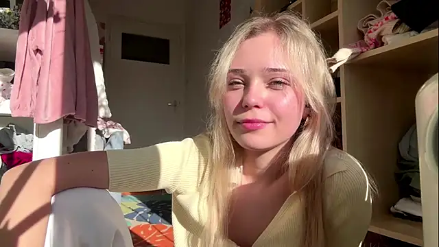 SourMidday online show from February 25, 2:05 pm