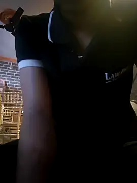 peanutbutteater online show from March 3, 8:42 am