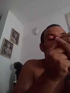Snapshot of morenitoymorena chatting on June 20, 1:14 pm morenitoymorena online show from June 20, 1:14 pm