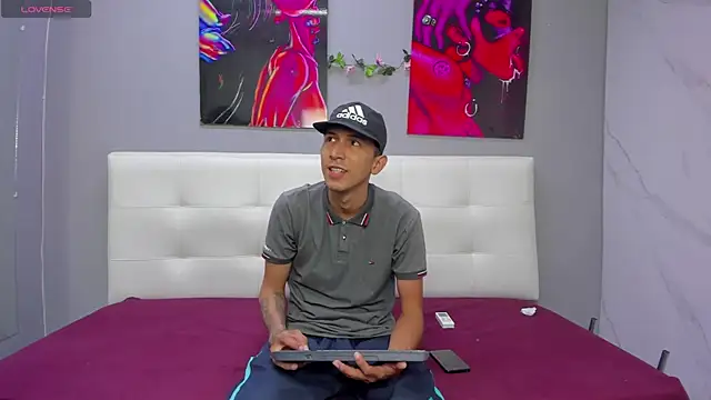 ahsly78Bryan online show from July 13, 7:49 pm