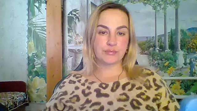 Snapshot of Rinayaii chatting on March 1, 2:41 pm Rinayaii online show from March 1, 2:41 pm