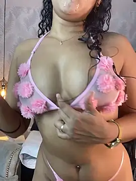 Miaafoxx   online show from February 21, 7:48 pm