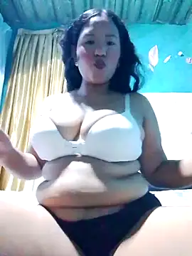 karimbrunette online show from March 24, 1:10 am