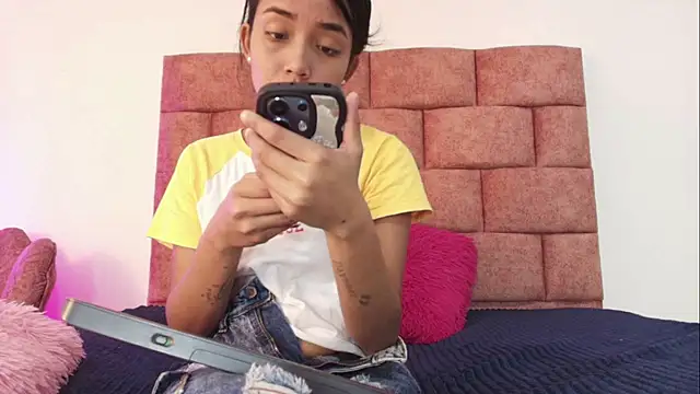 Snapshot of Fulll_Ass_Nastyy chatting on March 3, 2:23 pm Fulll Ass Nastyy online show from March 3, 2:23 pm