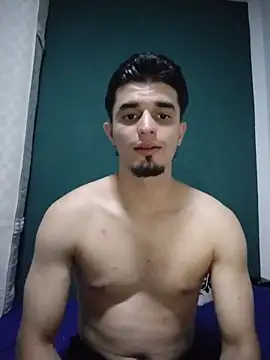 Snapshot of SebastianSkyler chatting on March 28, 10:37 am SebastianSkyler online show from March 28, 10:37 am