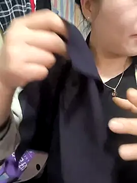 MayEva ly online show from February 21, 2:01 am