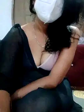 Snapshot of bad_riya chatting on March 25, 5:30 pm bad riya online show from March 25, 5:30 pm