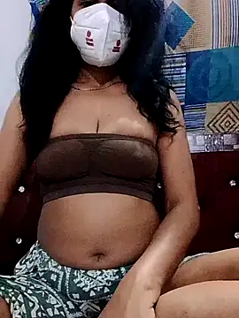 Snapshot of bad_riya chatting on March 28, 5:01 pm bad riya online show from March 28, 5:01 pm