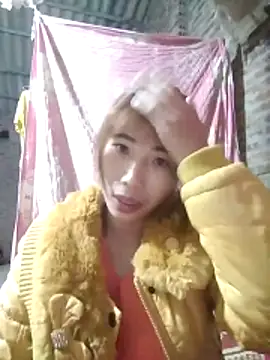 Snapshot of Vycute9900 chatting on March 9, 8:24 pm Vycute9900 online show from March 9, 8:24 pm