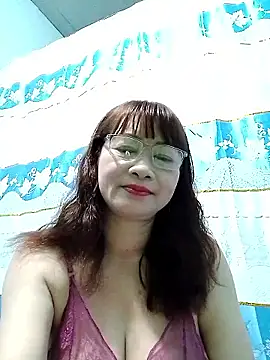 Snapshot of ary0099 chatting on March 4, 4:35 pm ary0099 online show from March 4, 4:35 pm