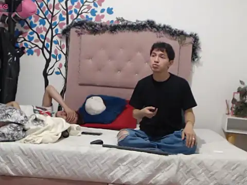 Snapshot of crissfer1 chatting on March 2, 6:04 pm crissfer1 online show from March 2, 6:04 pm