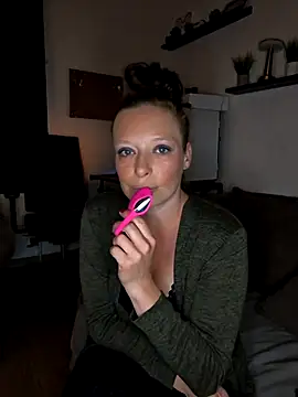 ZaramourXMrX online show from May 12, 7:22 pm