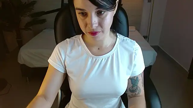 Anne blake online show from April 24, 12:07 pm