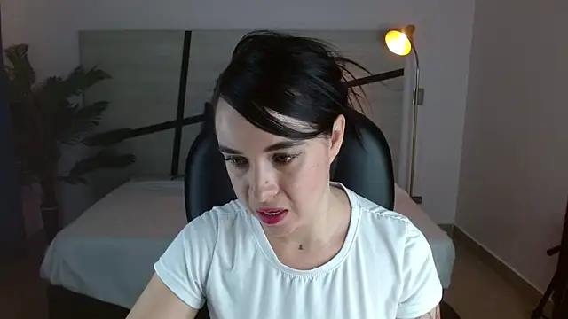 Anne blake online show from April 28, 12:10 pm