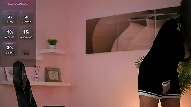 Playful Issa online show from March 31, 4:57 am