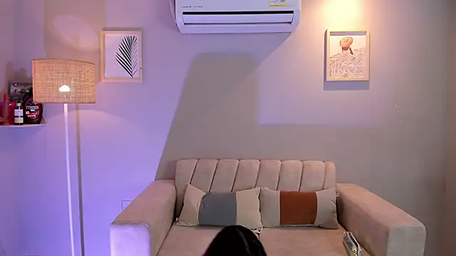 Snapshot of enma_glas chatting on April 30, 12:33 pm enma glas online show from April 30, 12:33 pm