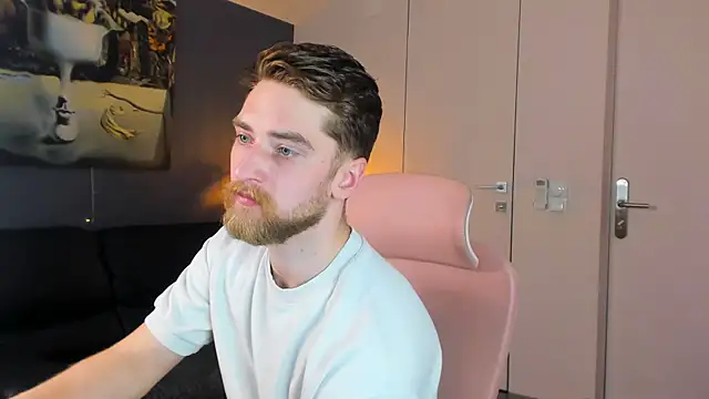 Dexter Raze online show from March 12, 4:57 pm