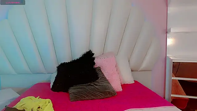 Daniiela Ember online show from March 9, 5:00 am