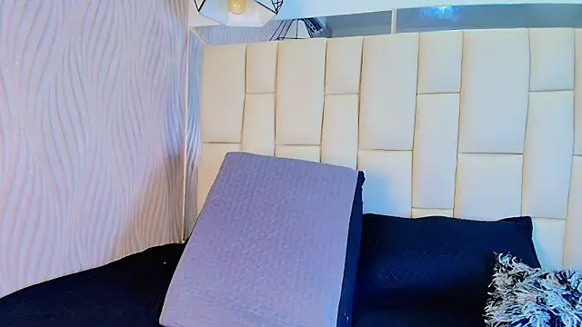 Lana Sliim online show from April 1, 12:06 pm