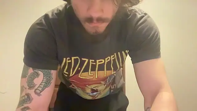 Snapshot of Marz1981zraM chatting on March 1, 8:38 am Marz1981zraM online show from March 1, 8:38 am