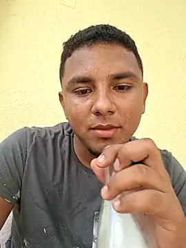 Snapshot of josua0429 chatting on February 21, 6:31 pm josua0429 online show from February 21, 6:31 pm