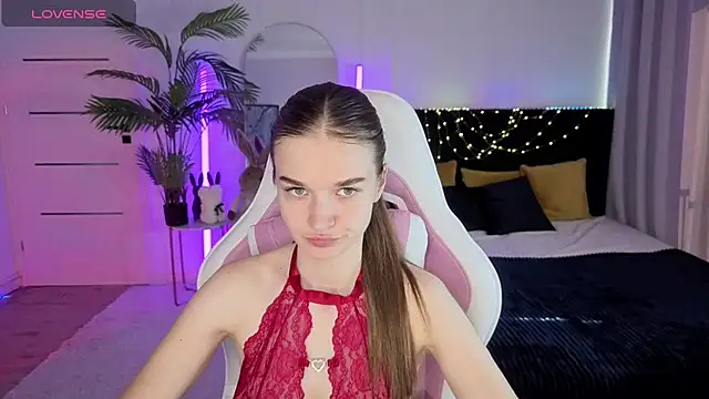 Ann Wood online show from August 5, 1:58 pm
